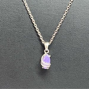 AVON Vtg Wrapped Lavender Chalcedony Silver Pendant Chain Necklace 18"